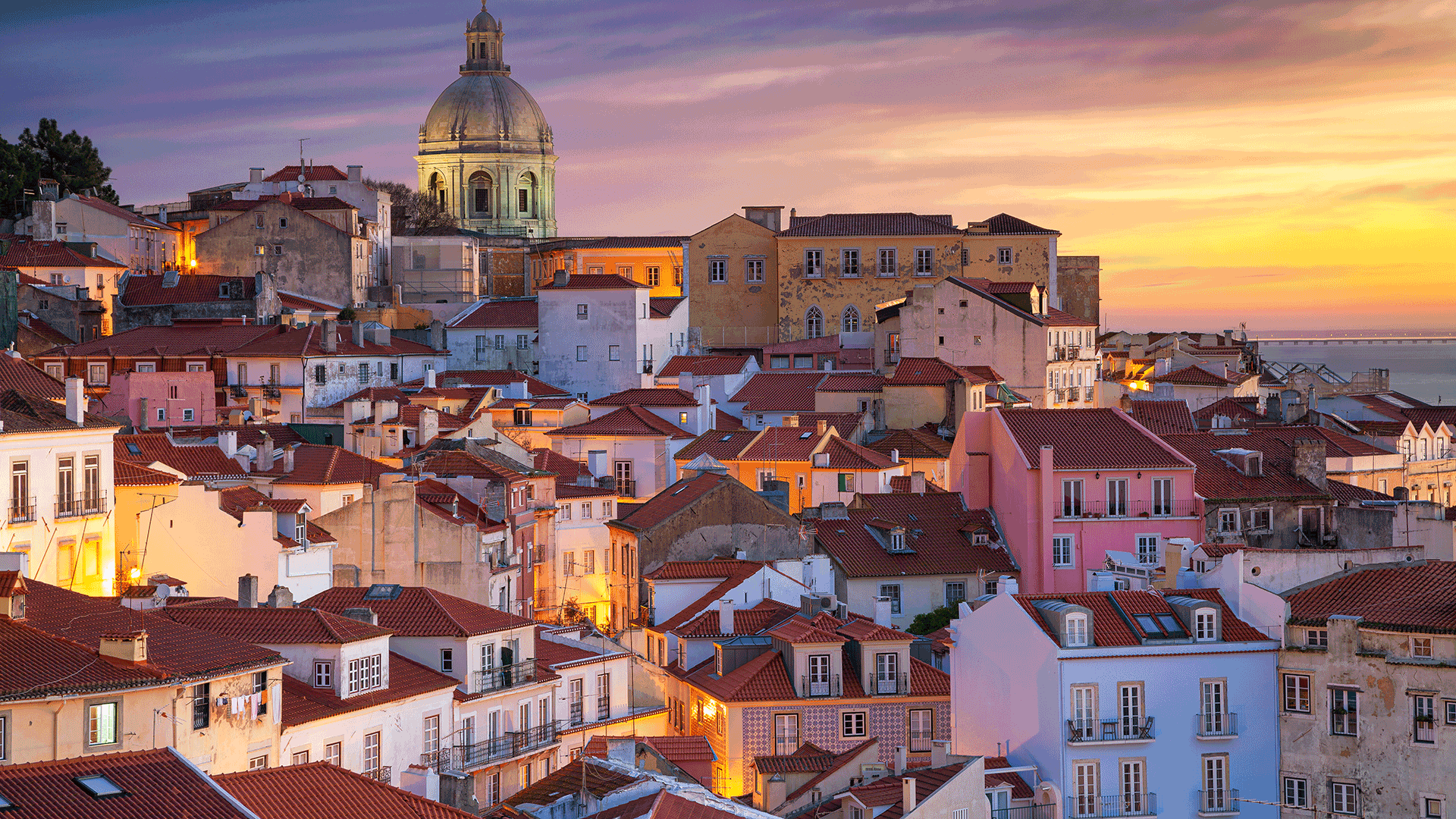 Lisbon-night